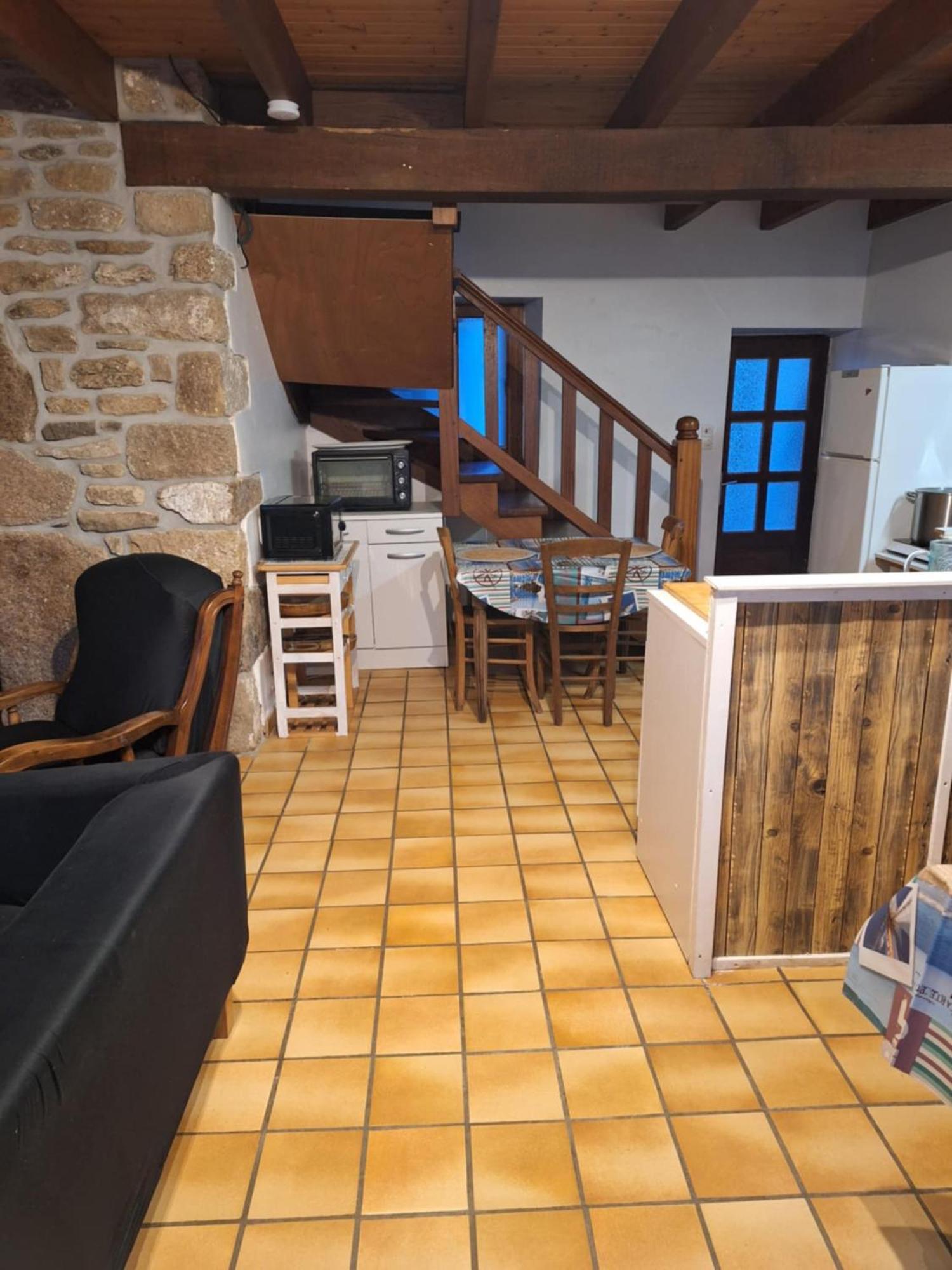 Gite Des Monts D'Arree La Feuillee Exterior photo